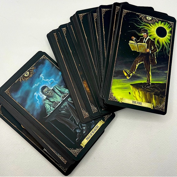 Necronomicon Tarot Deck and Guidebook - Picture 9 of 10